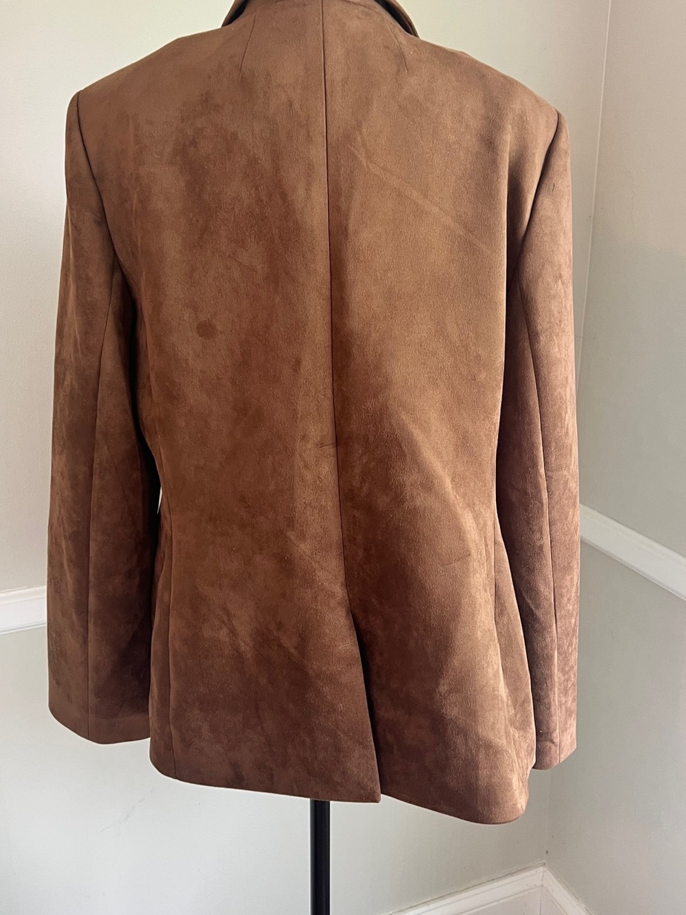 Tommy Hilfiger Faux Suede Blazer in Warm Brown - Picture 2 of 7